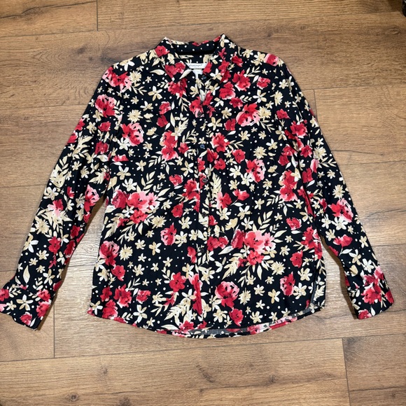 Foxcroft Tops - FOXCROFT high‎ end button down floral